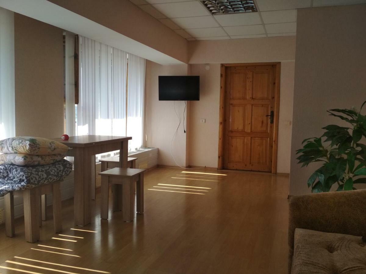 Готель На Автовокзалі Poltava Exterior foto